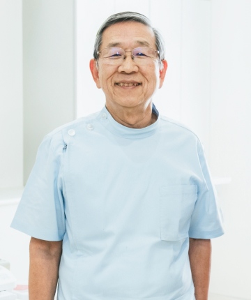 歯科医師 逢坂亘彦